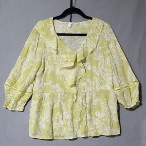 CATO Women's Green Ruffle‎ 3/4 Sleeve Blouse - Size Large